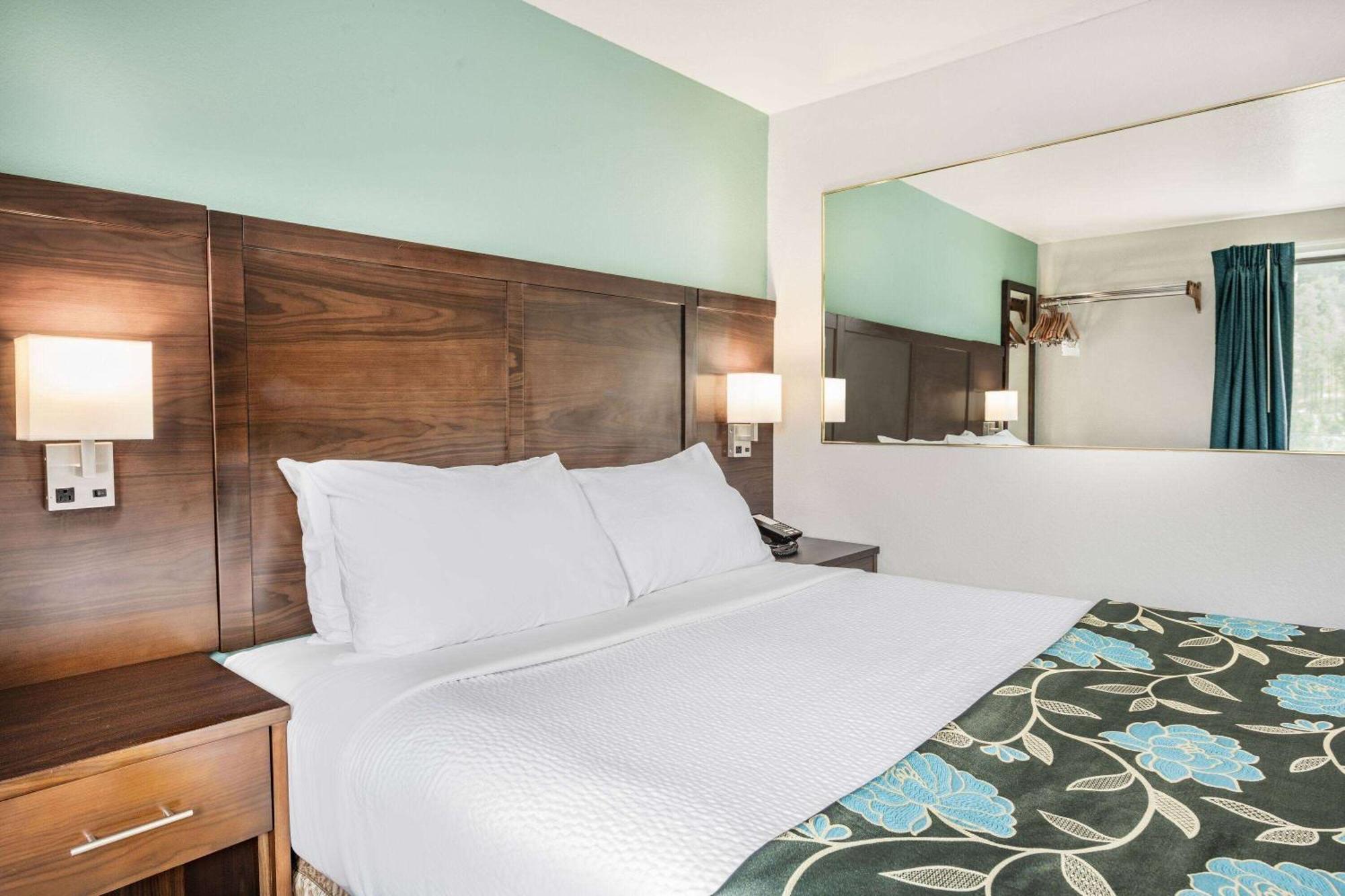 Baymont By Wyndham Keystone Near Mt. Rushmore מראה חיצוני תמונה