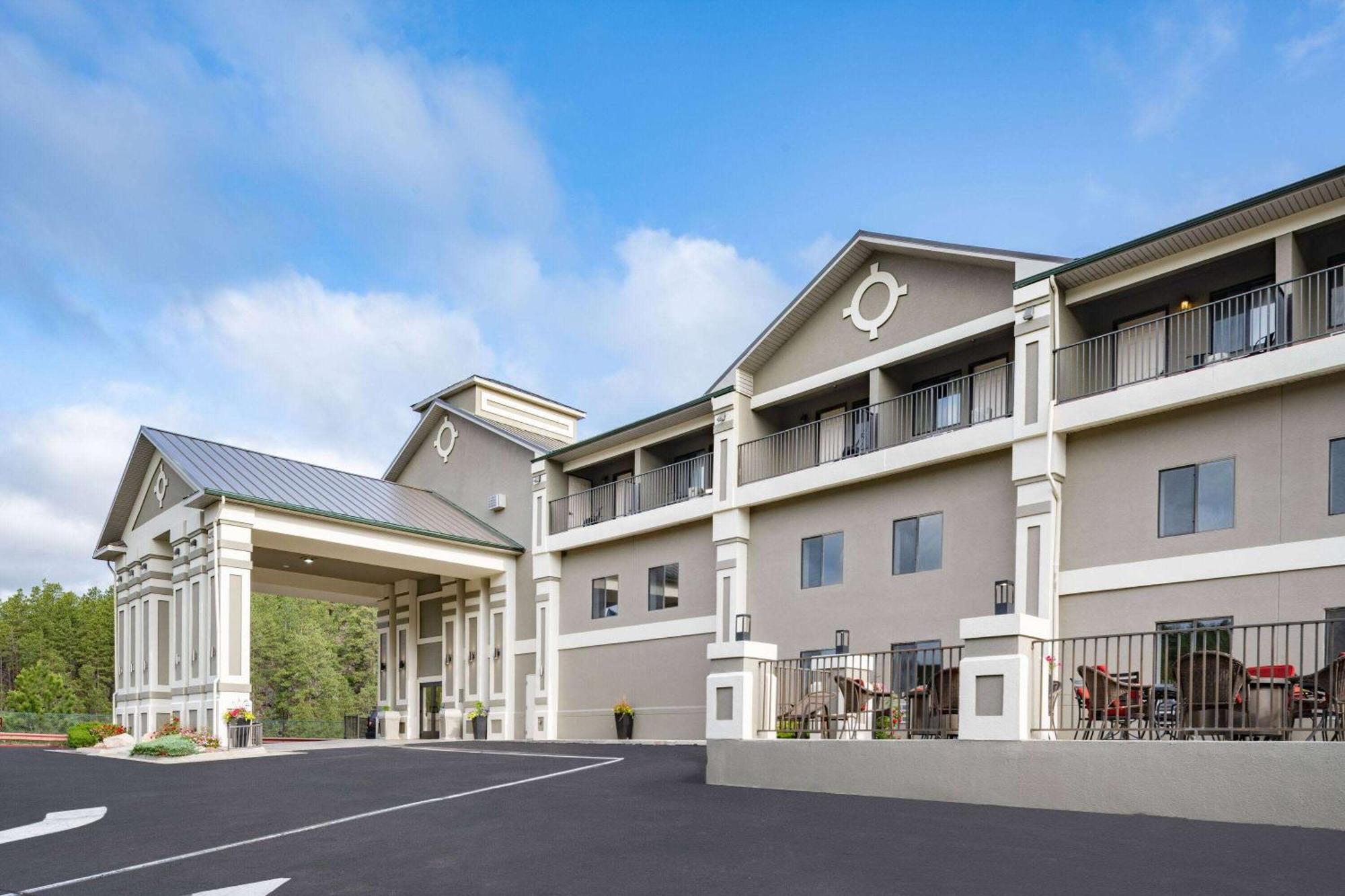 Baymont By Wyndham Keystone Near Mt. Rushmore מראה חיצוני תמונה